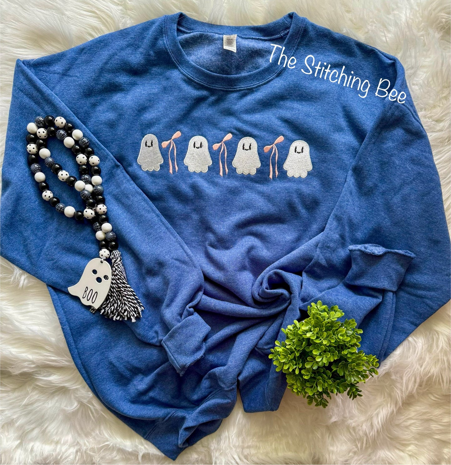 Boo-tifully Cozy Ghost Sweatshirt 👻🎀